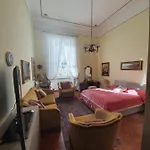 Luxury San Giovanni بيت ضيافة *